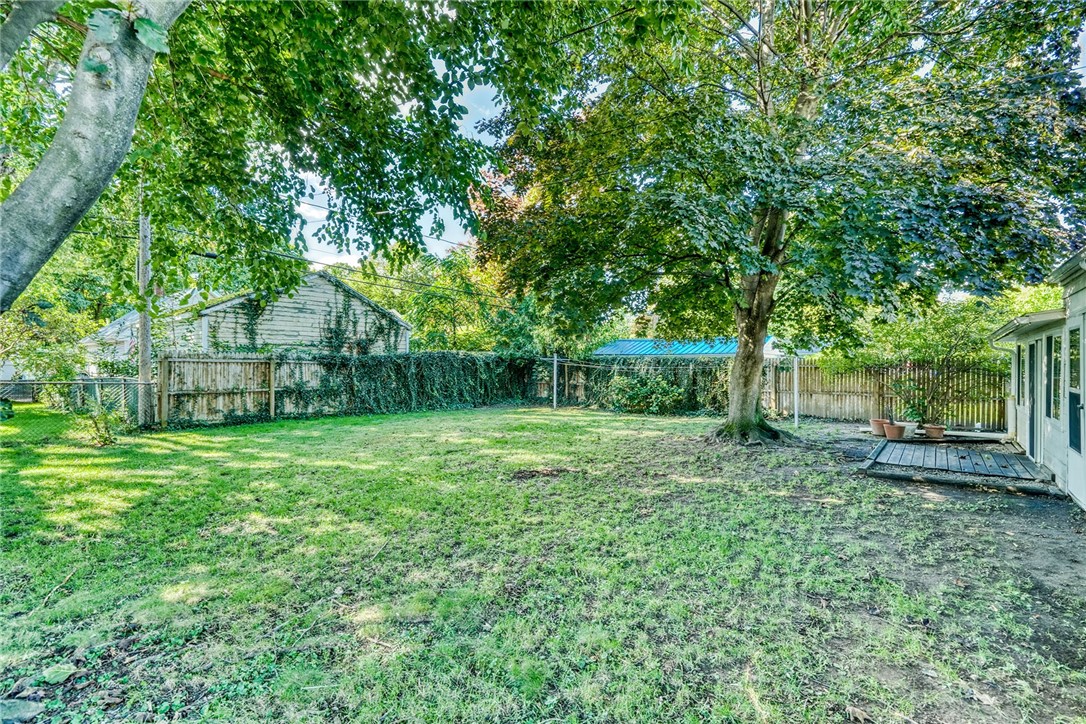 63 Eglantine Road Greece, NY 14616 - Photo 27 of 36