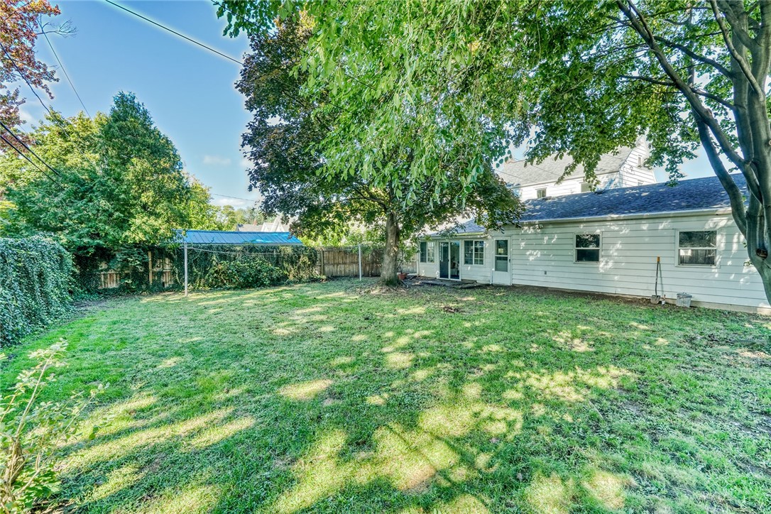 63 Eglantine Road Greece, NY 14616 - Photo 28 of 36