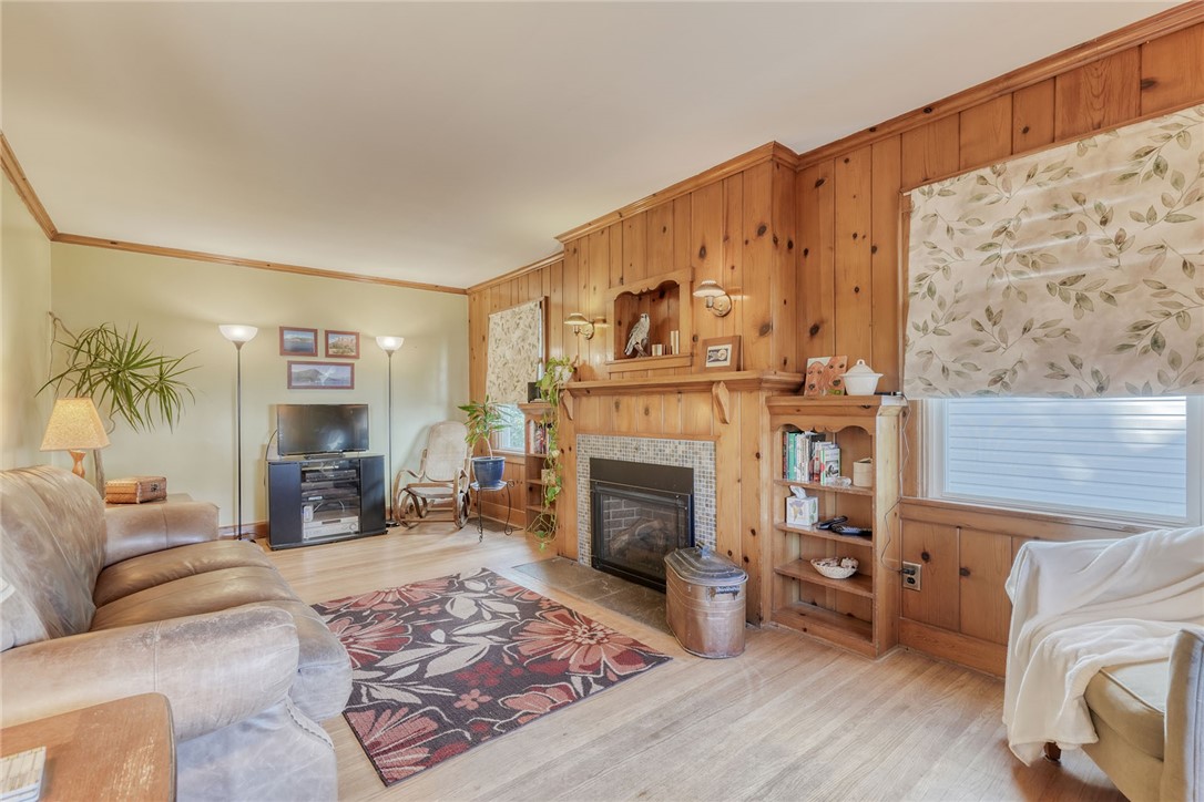 63 Eglantine Road Greece, NY 14616 - Photo 3 of 36