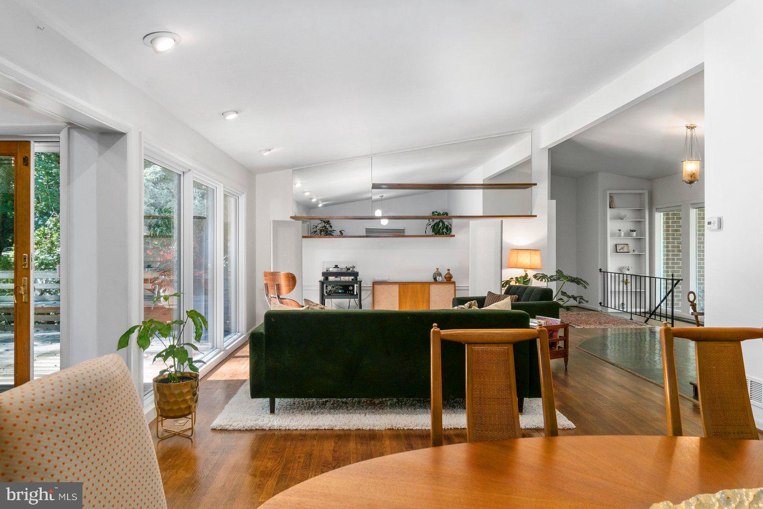 3707 Gardenview Road Baltimore, MD 21208 - Photo 14 of 64