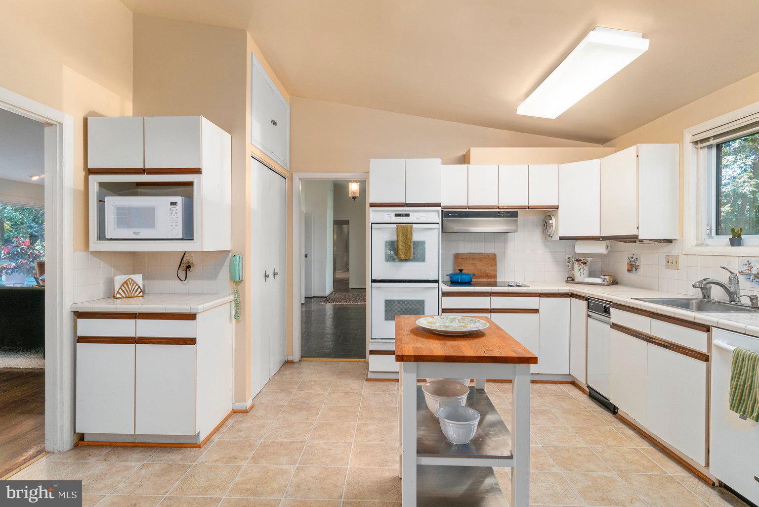 3707 Gardenview Road Baltimore, MD 21208 - Photo 24 of 64