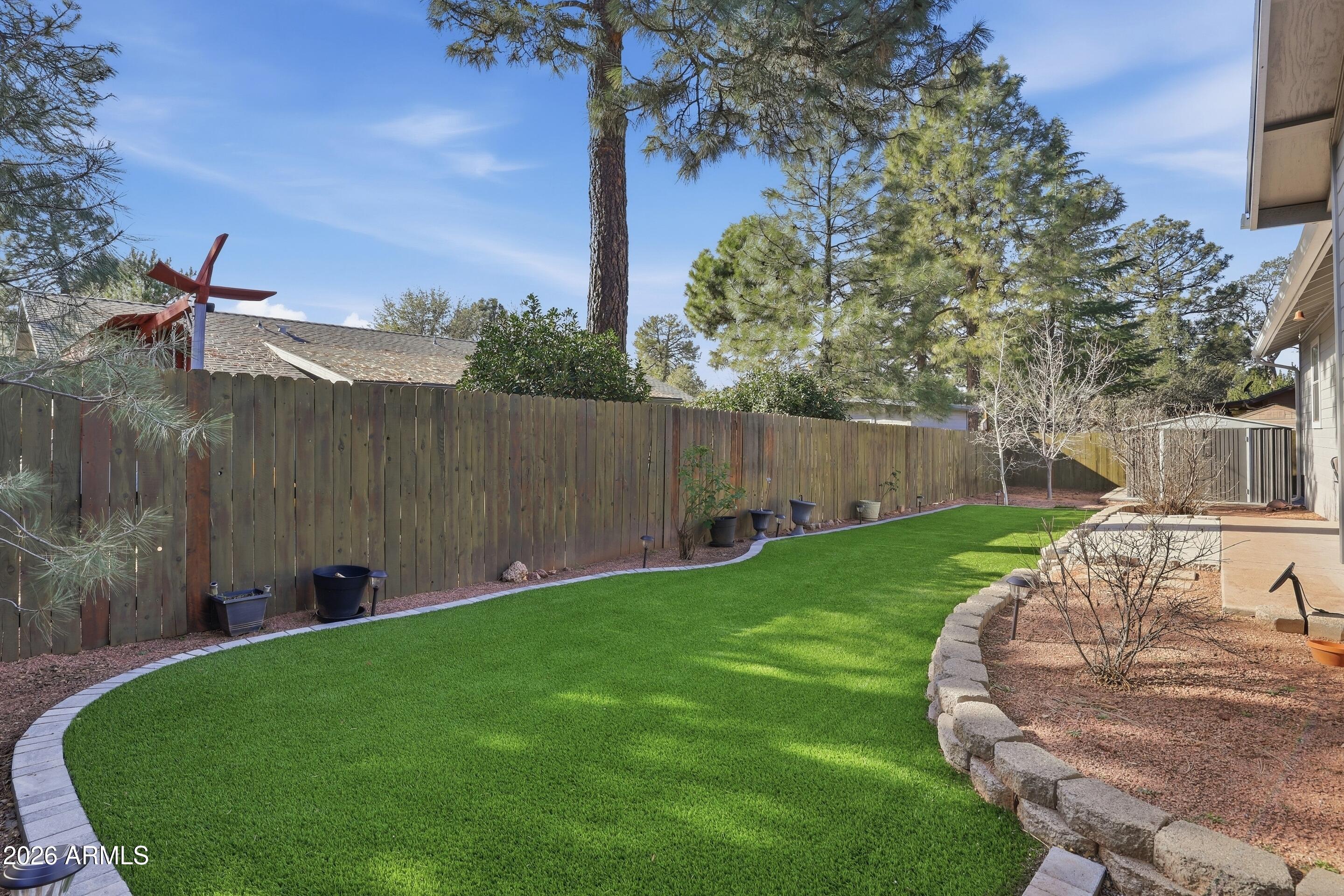 913 Landmark Trail Payson, AZ 85541 - Photo 28 of 47 a garden view with a seating space