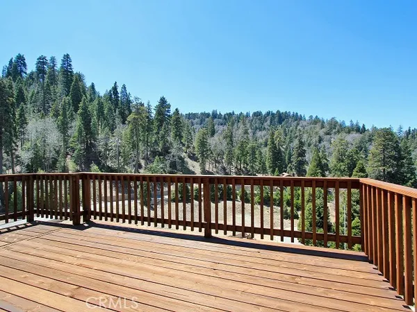 $799,900 | 28432 Fresh Spring Lane, Lake Arrowhead, CA 92352