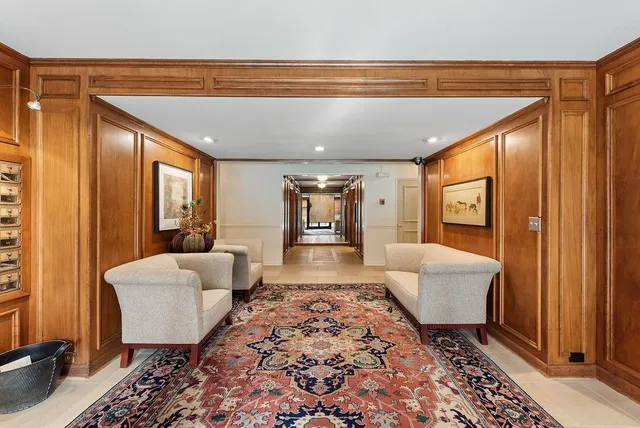 $259,500 | 310 West 49th Street, Unit A1, Kansas City, MO 64112