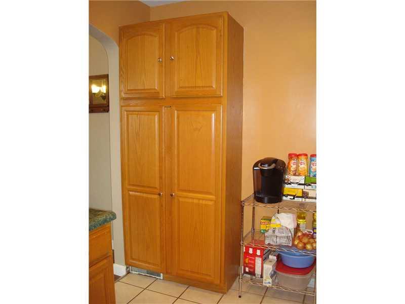 4831 Doyle Road Whitehall, PA 15227 - Photo 11 of 25 Kitchen.