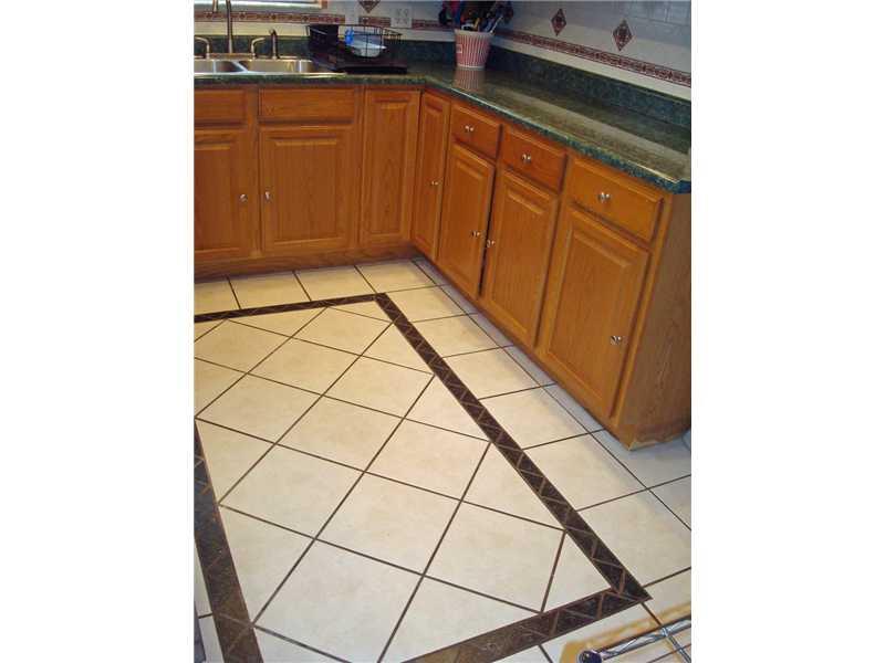4831 Doyle Road Whitehall, PA 15227 - Photo 13 of 25 Kitchen.