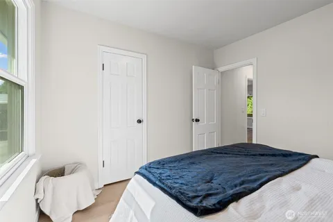 $419,000 | 916 Bowker Street Southeast, Lacey, WA 98503