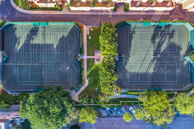 a view of a backyard with plants