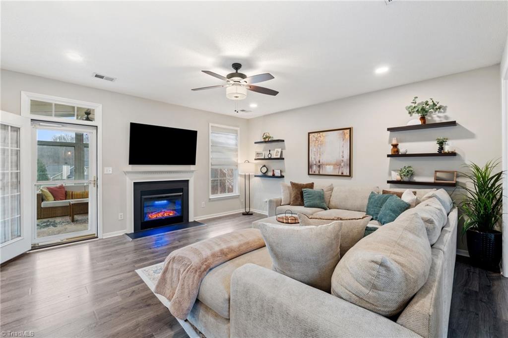 6417 Rock Springs Road Greensboro, NC 27410 - Photo 10 of 47