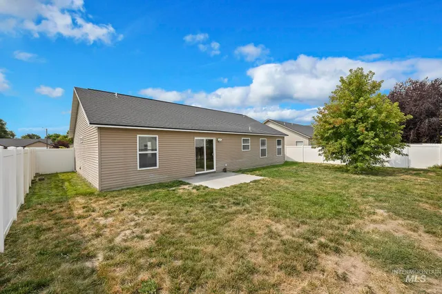 $338,000 | 1016 Arrow Wood Court, Twin Falls, ID 83301