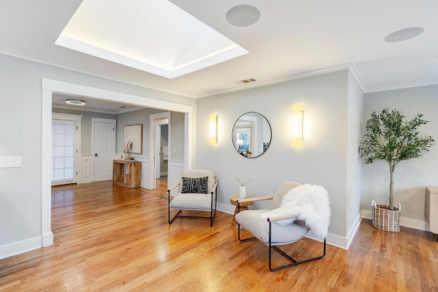 971 Pine Avenue San Jose, CA 95125 - Photo 18 of 36 a living room with furniture and a potted plant
