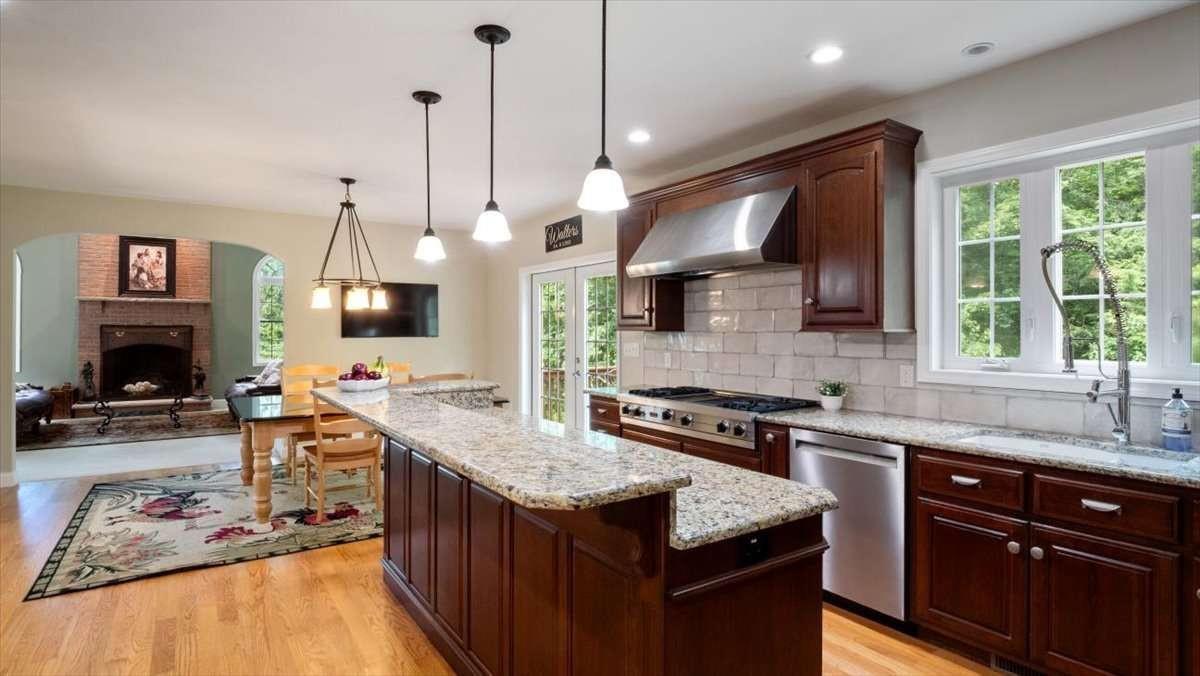 16 Horseshoe Road Windham, NH 03087 - Photo 4 of 54