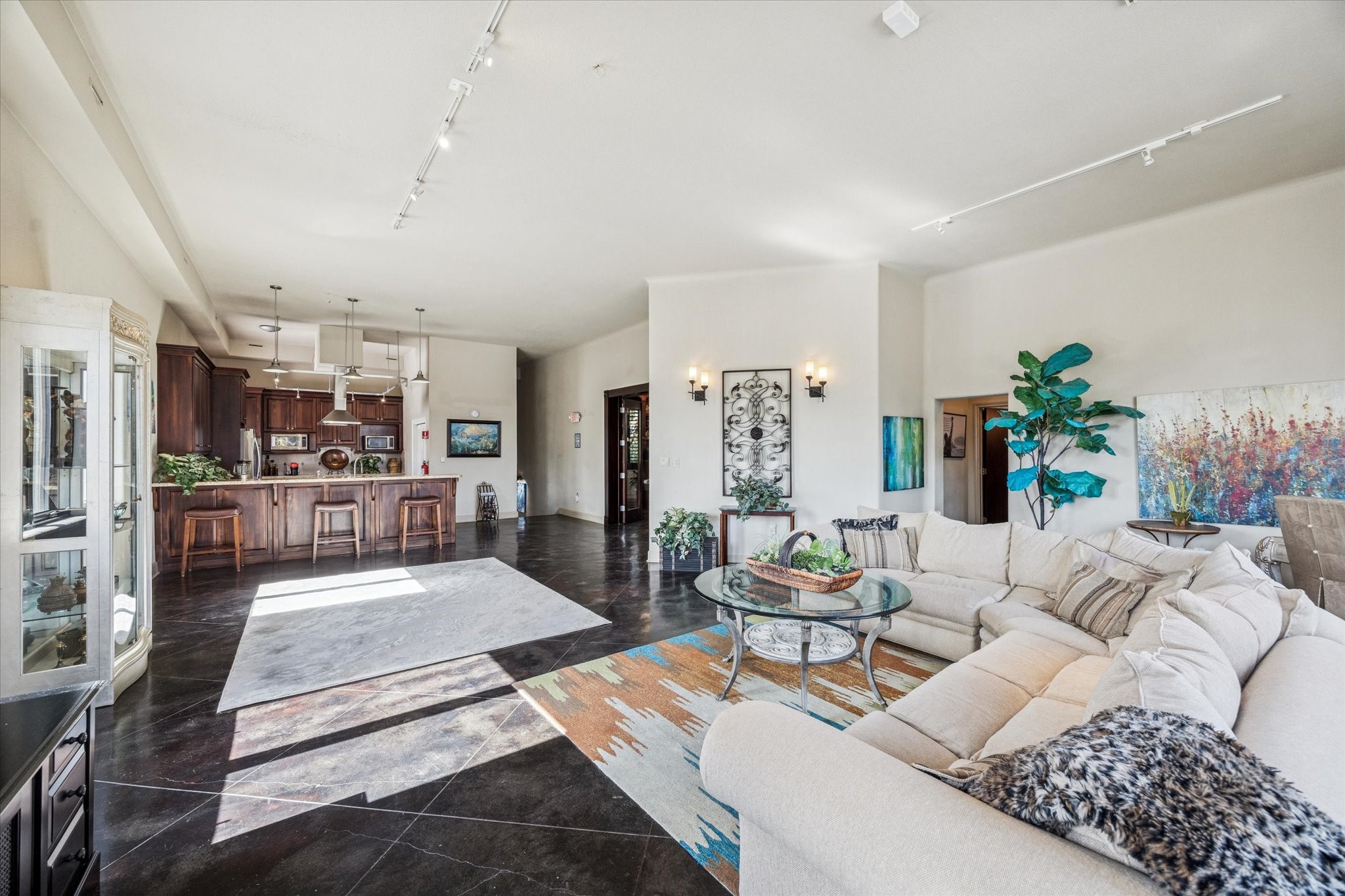 1919 Lubbock Street Houston, TX 77007 - Photo 13 of 36 a living room with furniture and a wooden floor