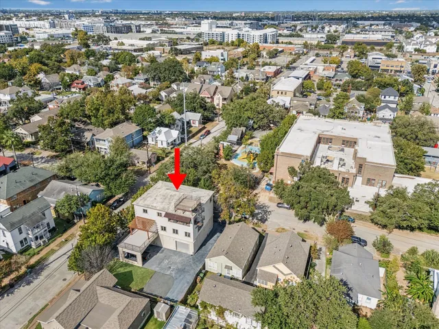 $1,950,000 | 1919 Lubbock Street, Houston, TX 77007