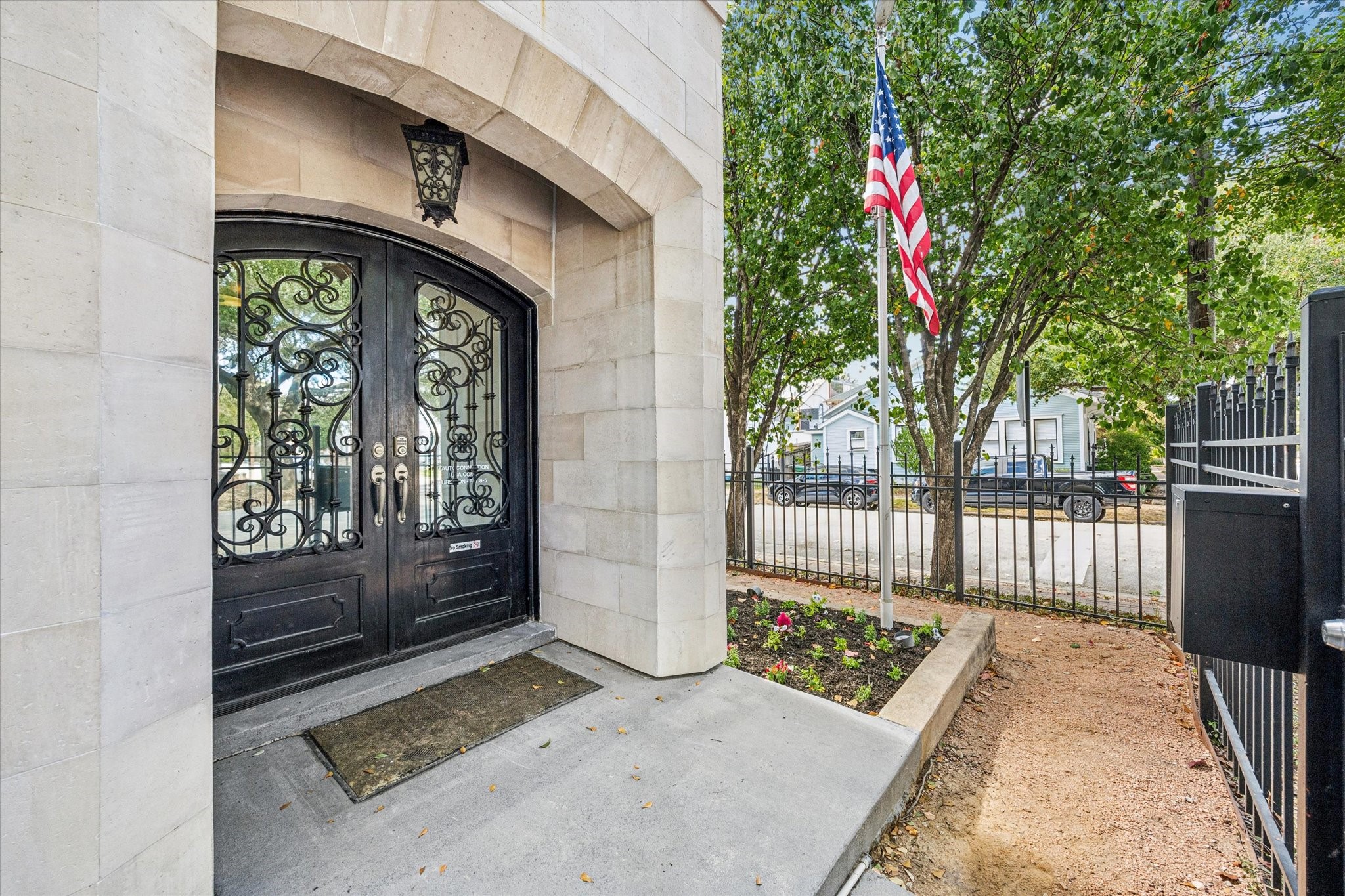 1919 Lubbock Street Houston, TX 77007 - Photo 6 of 36 a front view of a house with a yard