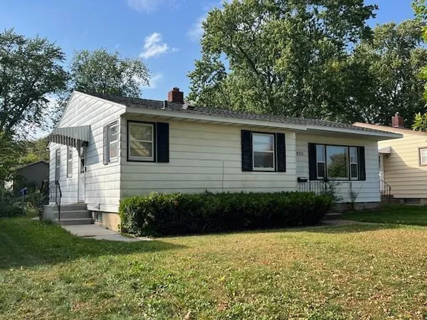 $157,400 | 935 31st Avenue North, St. Cloud, MN 56303