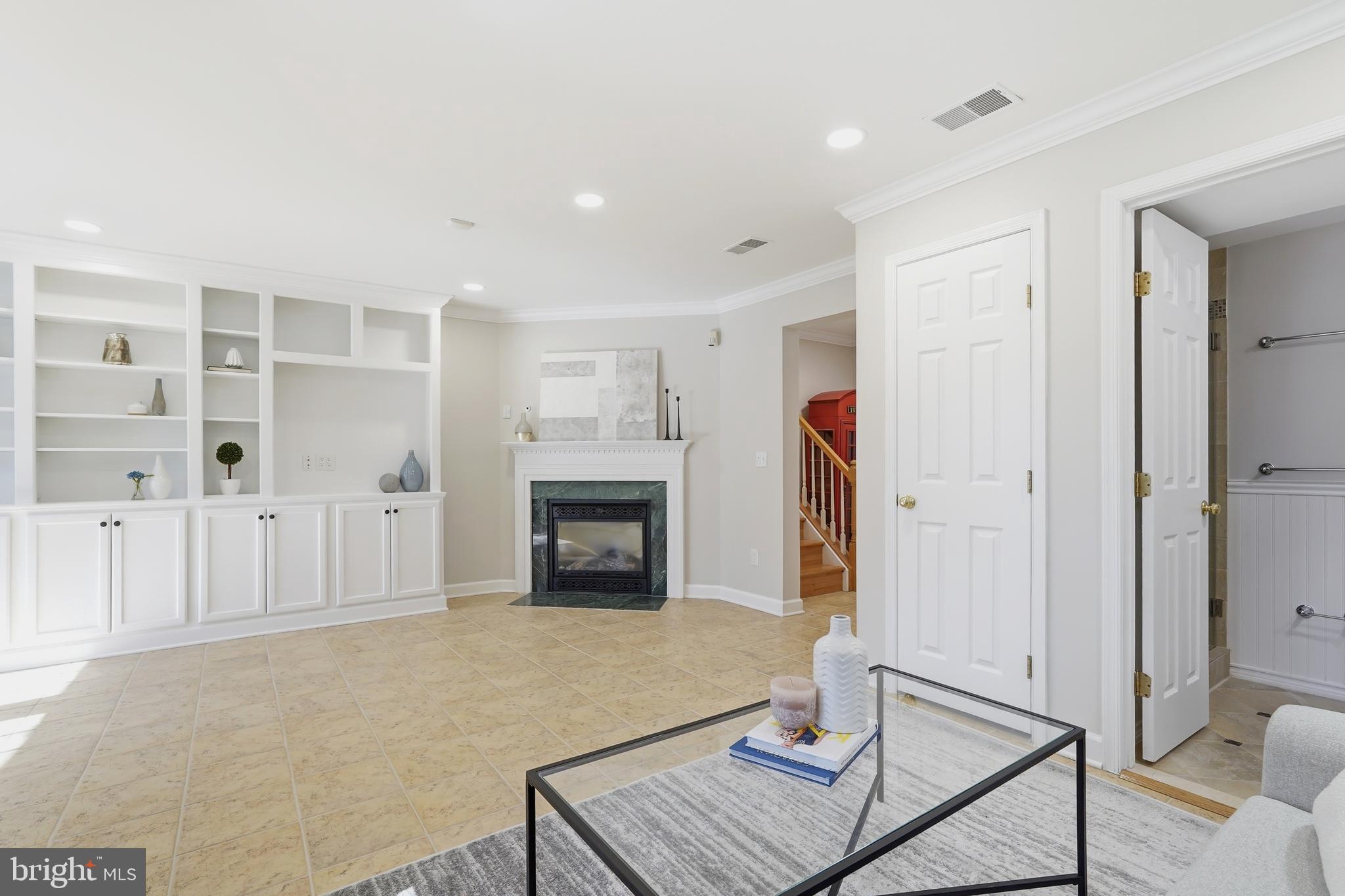 1472 Park Garden Lane Reston, VA 20194 - Photo 48 of 64 a living room with furniture
