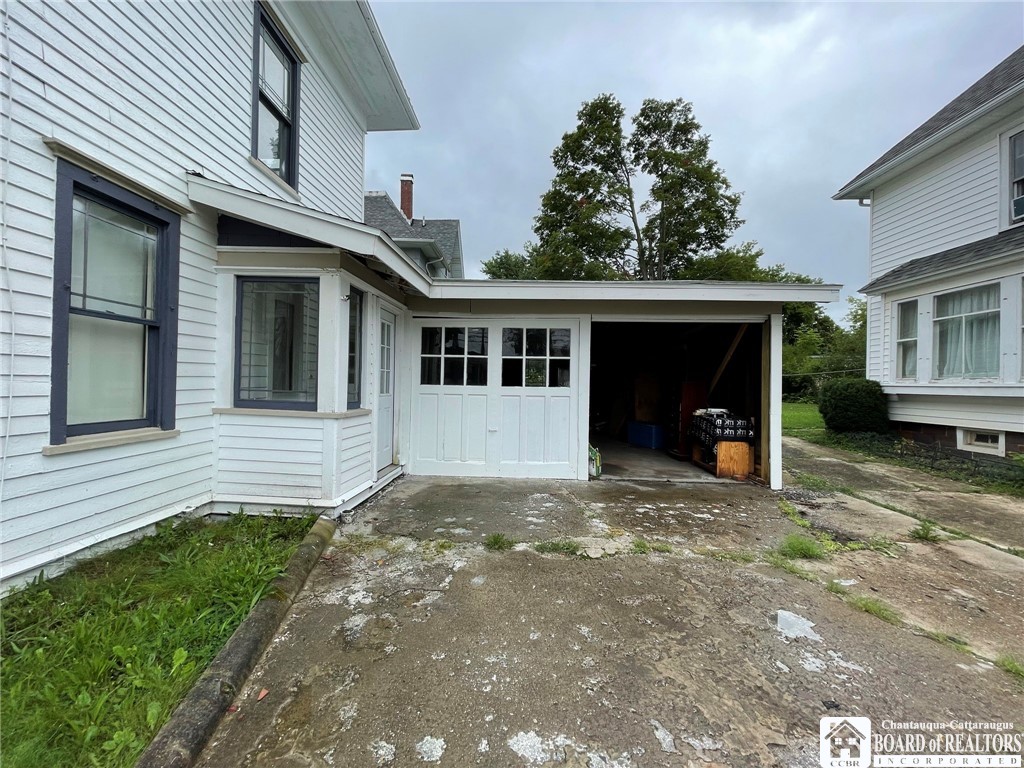 142 South Barry Street Olean City, NY 14760 - Photo 6 of 37