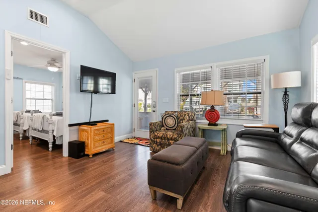 $888,000 | 120 8th Avenue North, Jacksonville Beach, FL 32250