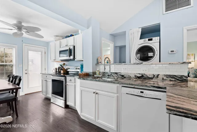 $888,000 | 120 8th Avenue North, Jacksonville Beach, FL 32250