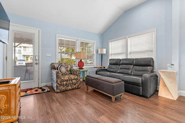 $888,000 | 120 8th Avenue North, Jacksonville Beach, FL 32250