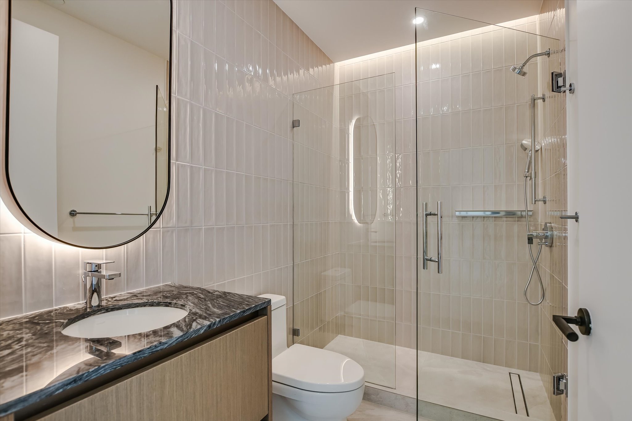 610 Davis Street, Unit 4704 Austin, TX 78701 - Photo 21 of 40