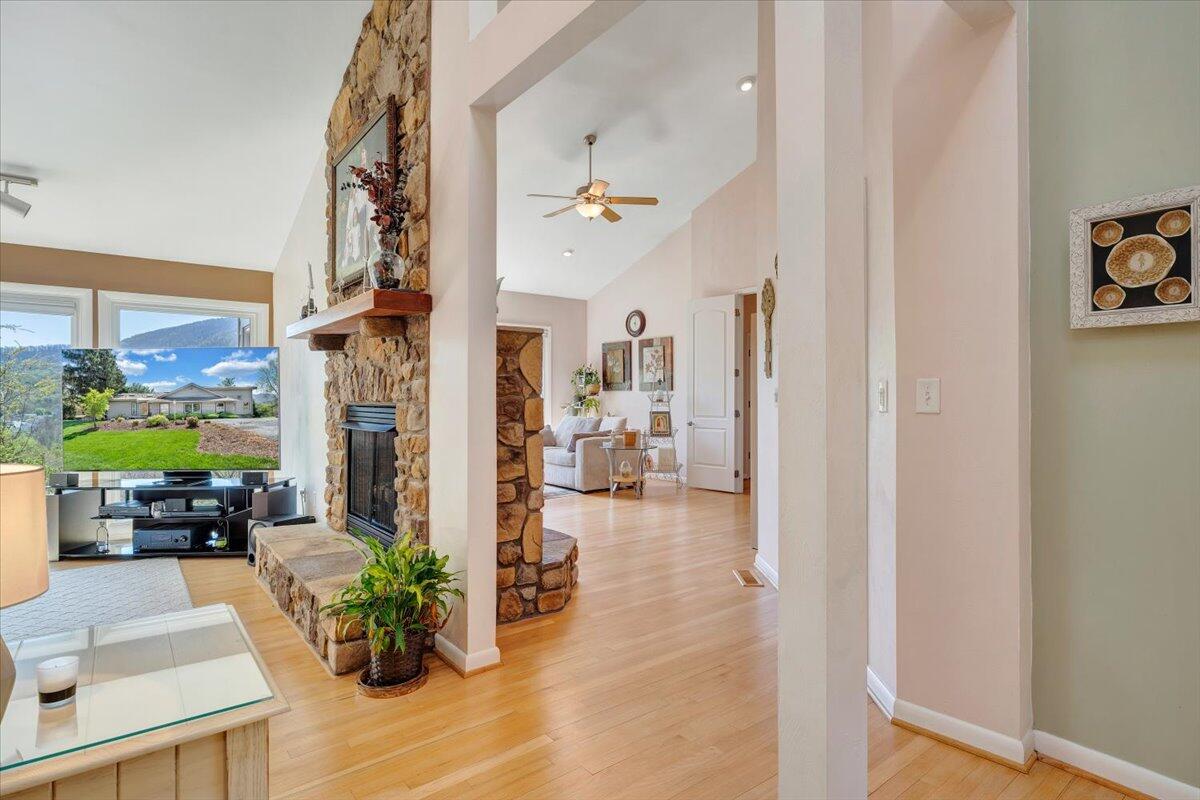 5936 Saddleridge Road Roanoke, VA 24018 - Photo 13 of 49 039-MIB03693