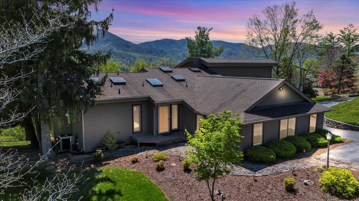 5936 Saddleridge Road Roanoke, VA 24018 - Photo 42 of 49 001-DJI_20250408133738_0148_D