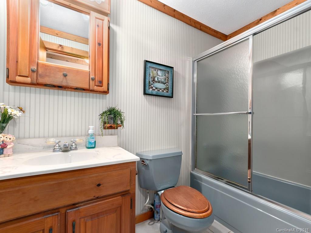 4736 Old Clyde Road Clyde, NC 28721 - Photo 12 of 23