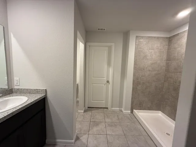 $2,275 | 10530 Ft Cibolo Trail, Crowley, TX 76036