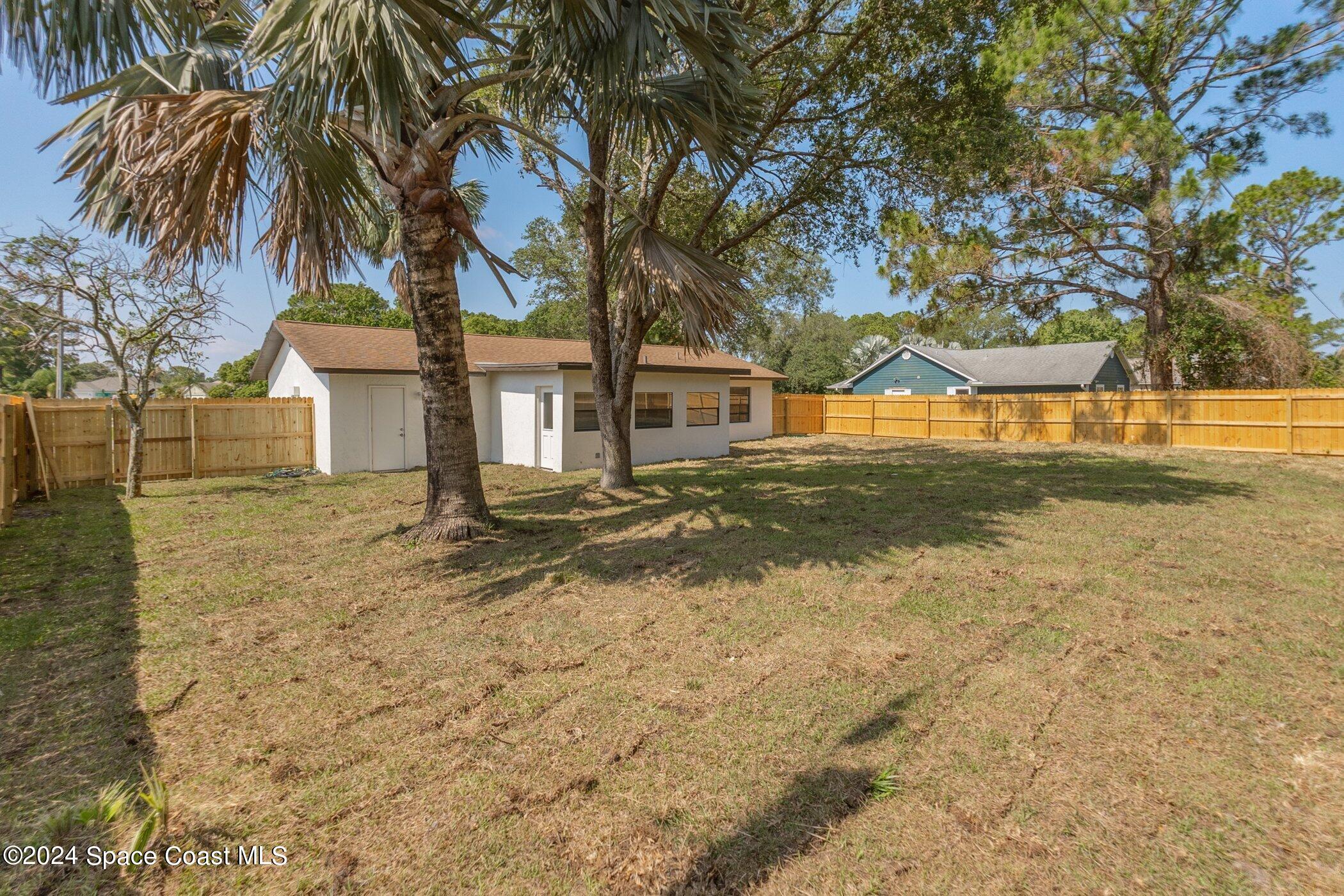 861 Furth Road Northwest Palm Bay, FL 32907 - Photo 22 of 23 561-Furth-107.jpg-SMALL
