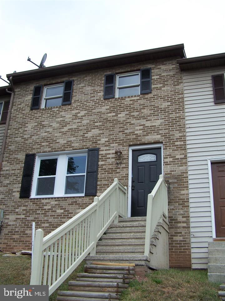 37 Mall Road Etters, PA 17319 - Photo 2 of 33 Gallery Image 2