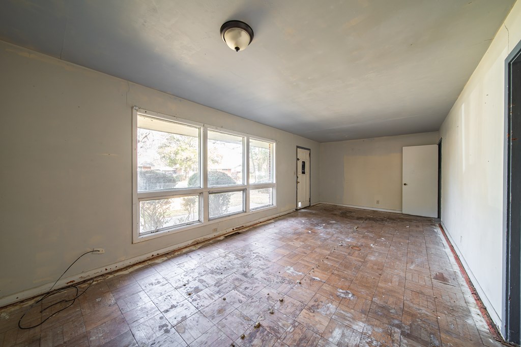 3018 Plantation Road Columbus, GA 31903 - Photo 3 of 15 Gallery Image 3