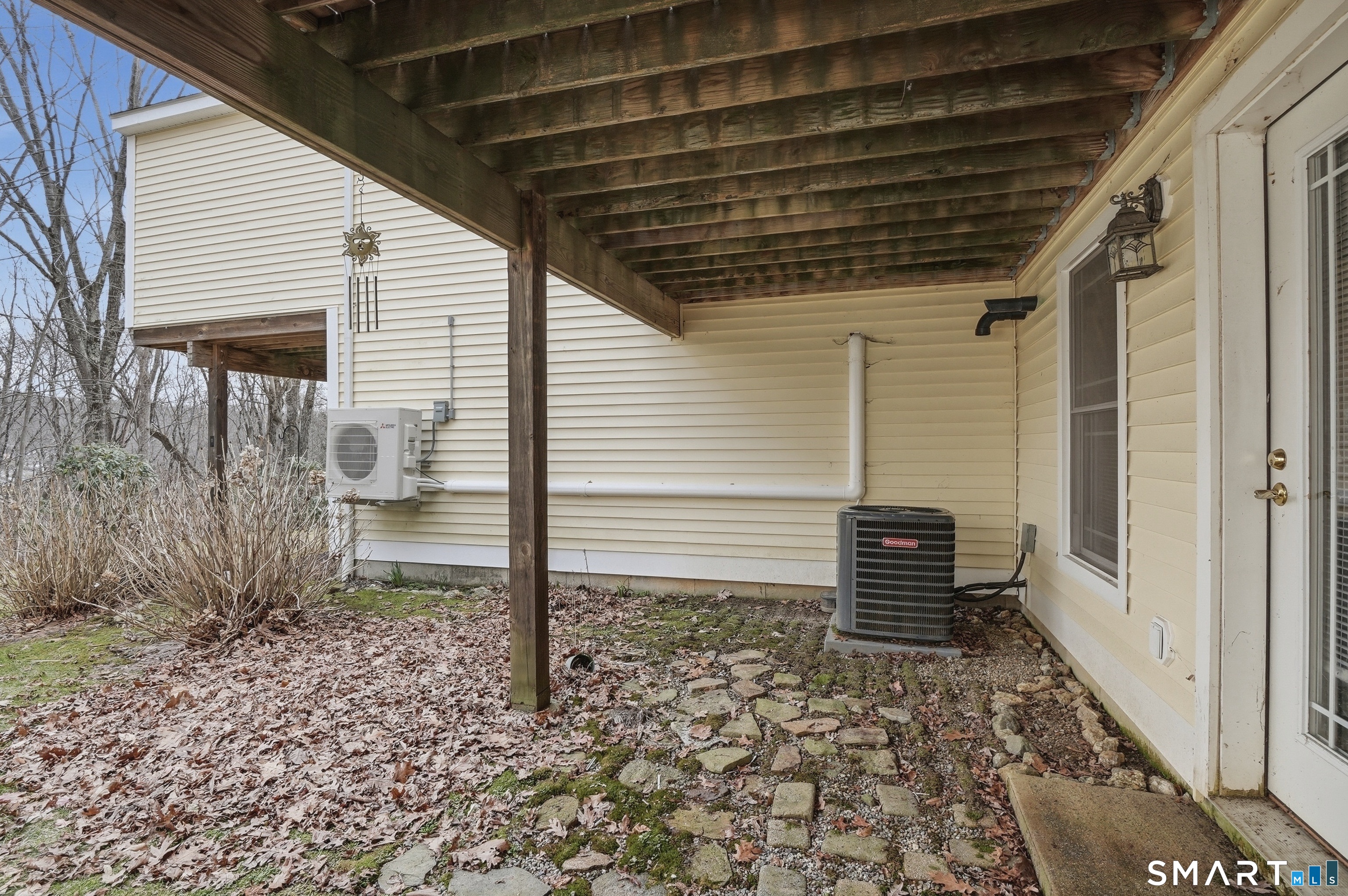 2 Park Avenue, Unit 3 Wolcott, CT 06716 - Photo 17 of 18 a porch with seating space