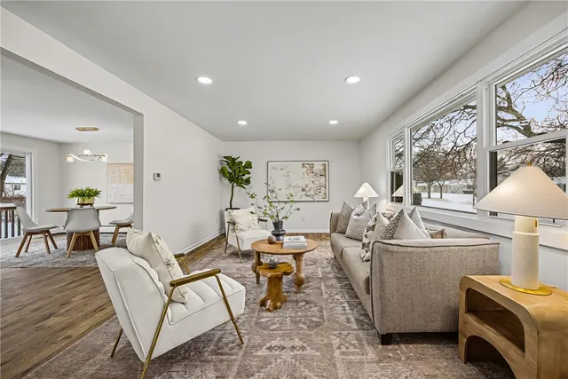 $275,000 | 22 Shadywood Drive, Gates, NY 14606