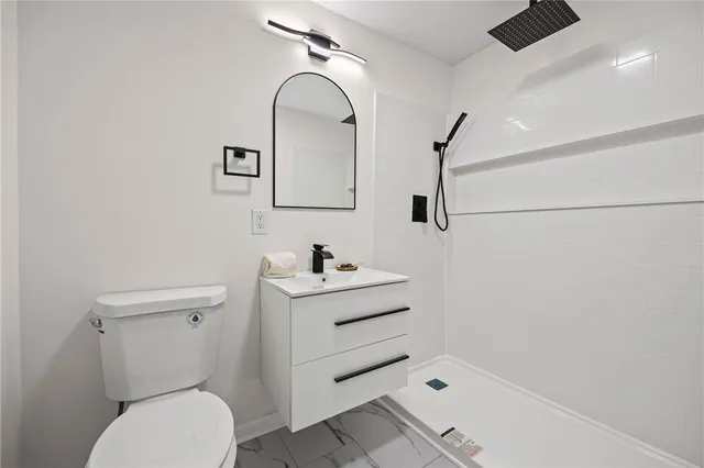 $275,000 | 22 Shadywood Drive, Gates, NY 14606