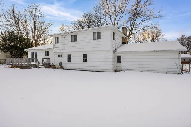 $275,000 | 22 Shadywood Drive, Gates, NY 14606