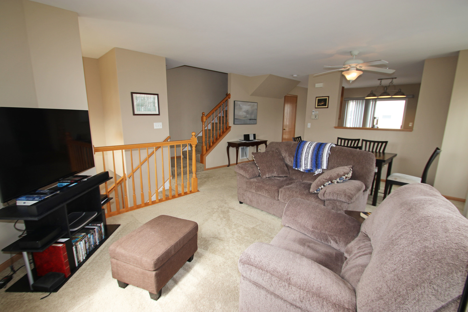 34302 North Goldenrod Road Round Lake, IL 60073 - Photo 6 of 16 Gallery Image 6