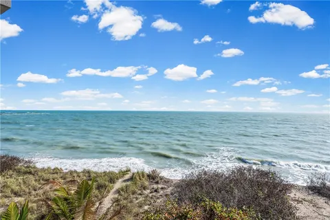 $3,950,000 | 422 South Ocean Drive, Hutchinson Island, FL 34949