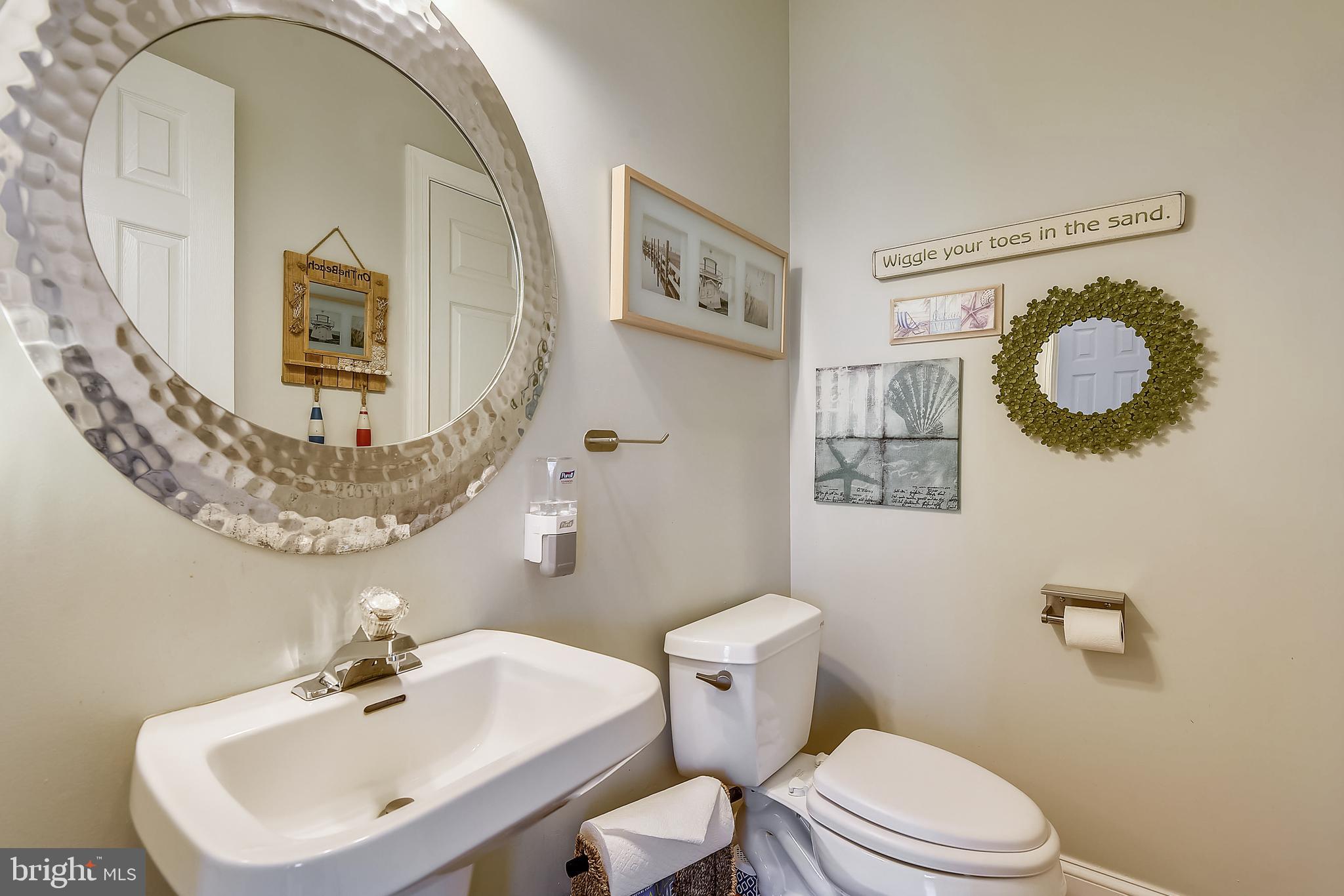 4216 Kings Road Edgewater, MD 21037 - Photo 31 of 74 First Floor Powder Room