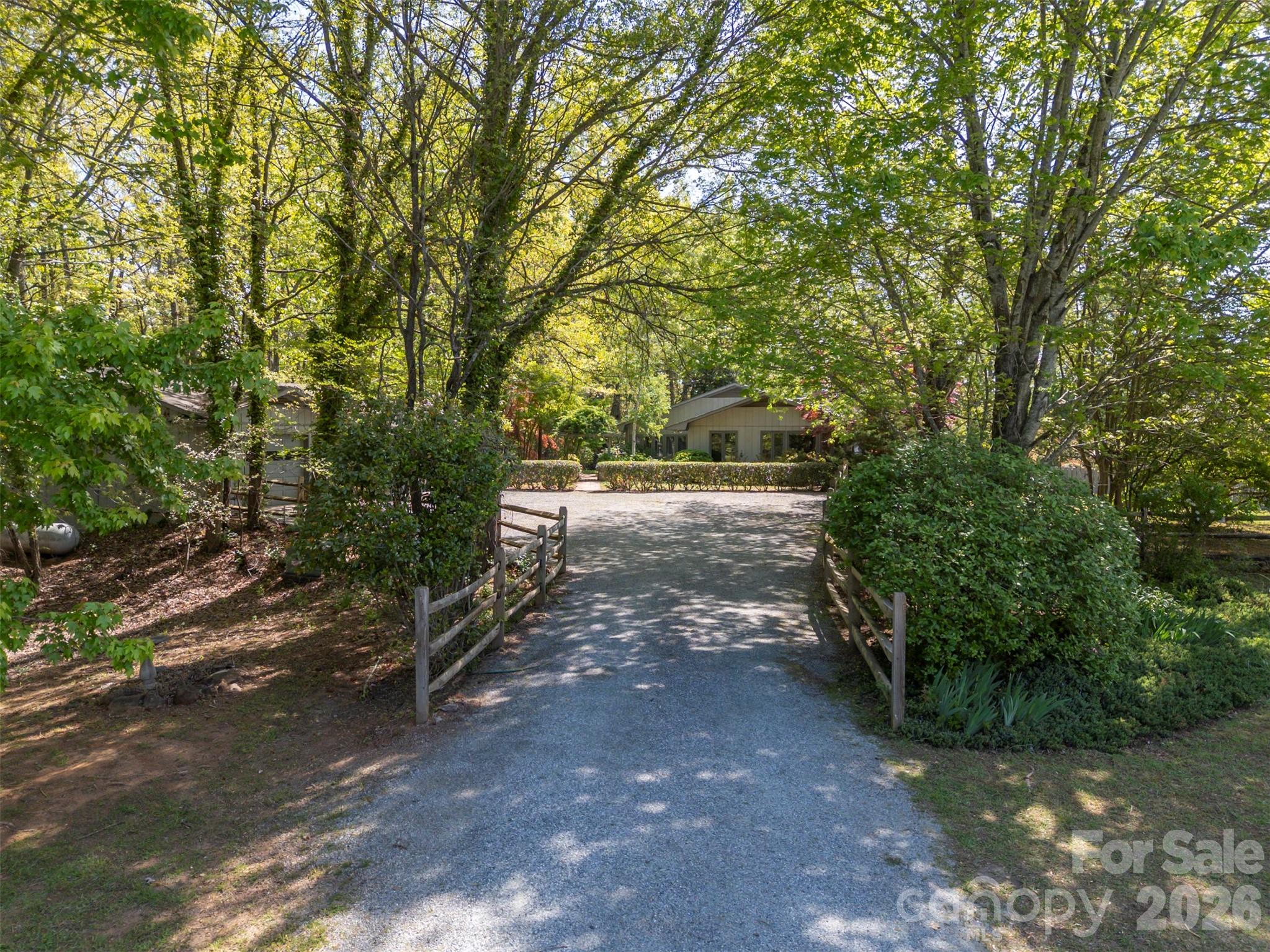 176 Fox Run Lane Tryon, NC 28782 - Photo 2 of 44