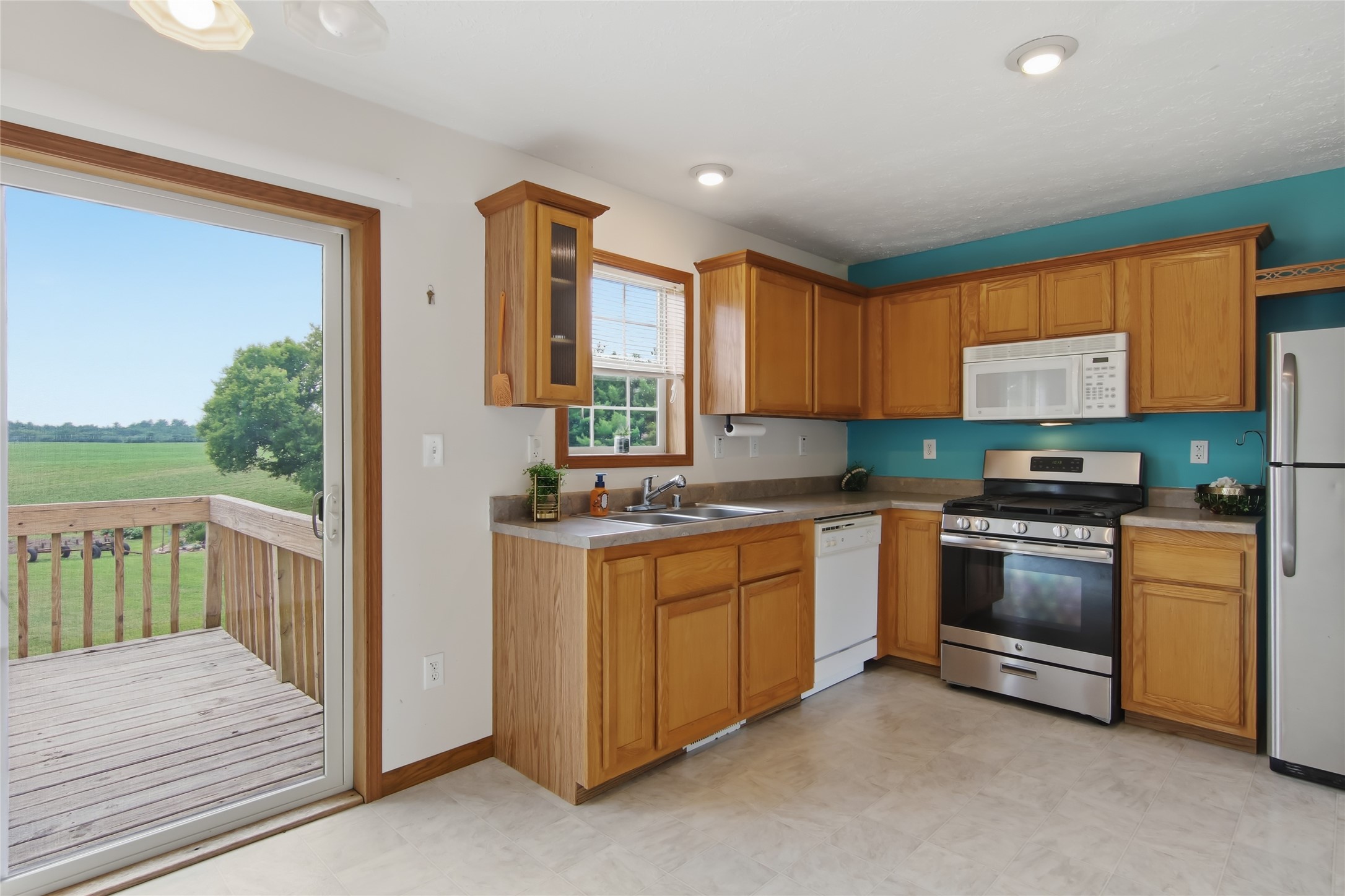2433 15 1/4 Avenue Rice Lake, WI 54868 - Photo 12 of 38