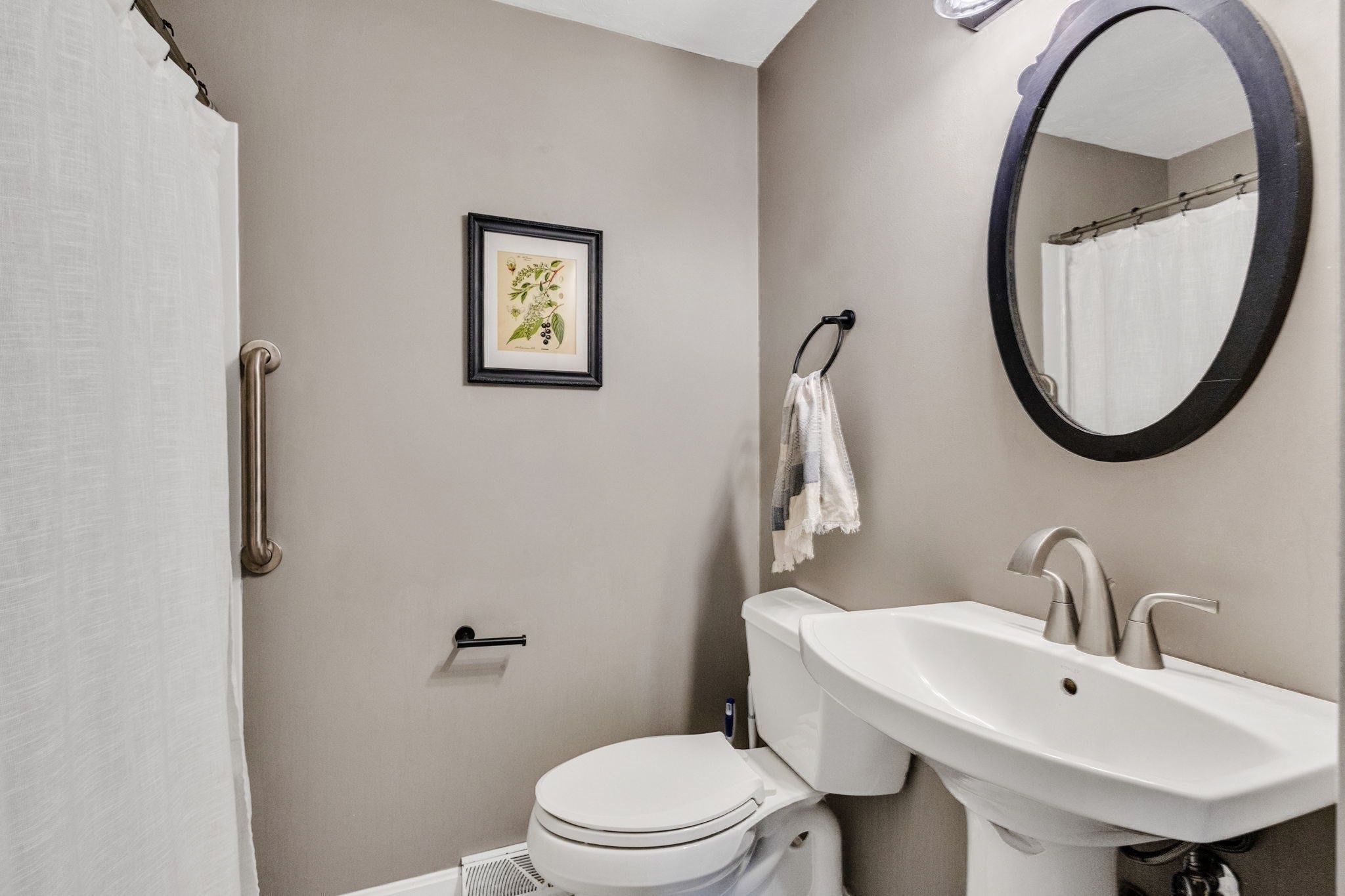 4 Stratton Road Hudson, MA 01749 - Photo 28 of 41 Gallery Image 28