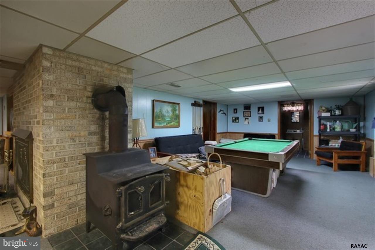 570 Riddle Road York, PA 17406 - Photo 16 of 28 Gallery Image 16