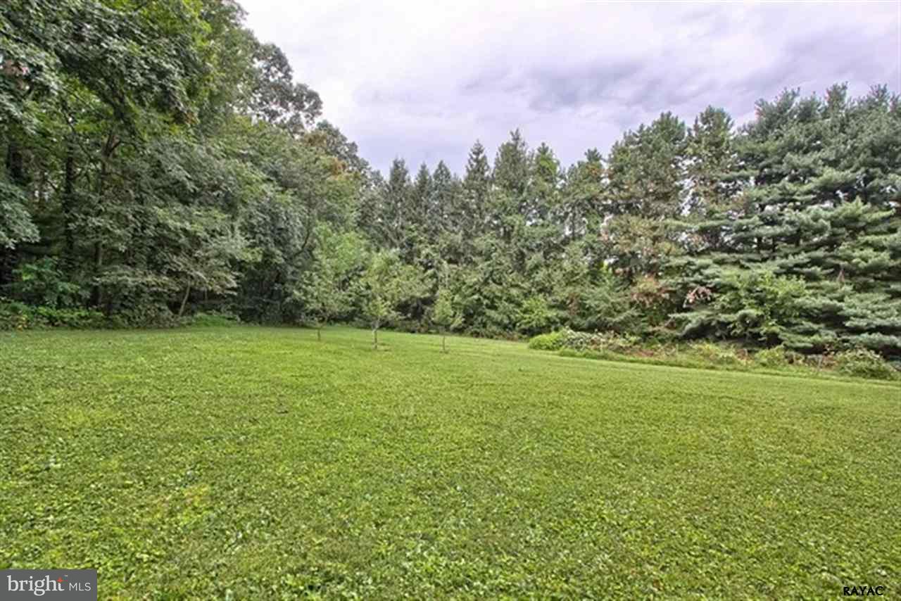 570 Riddle Road York, PA 17406 - Photo 21 of 28 Gallery Image 21