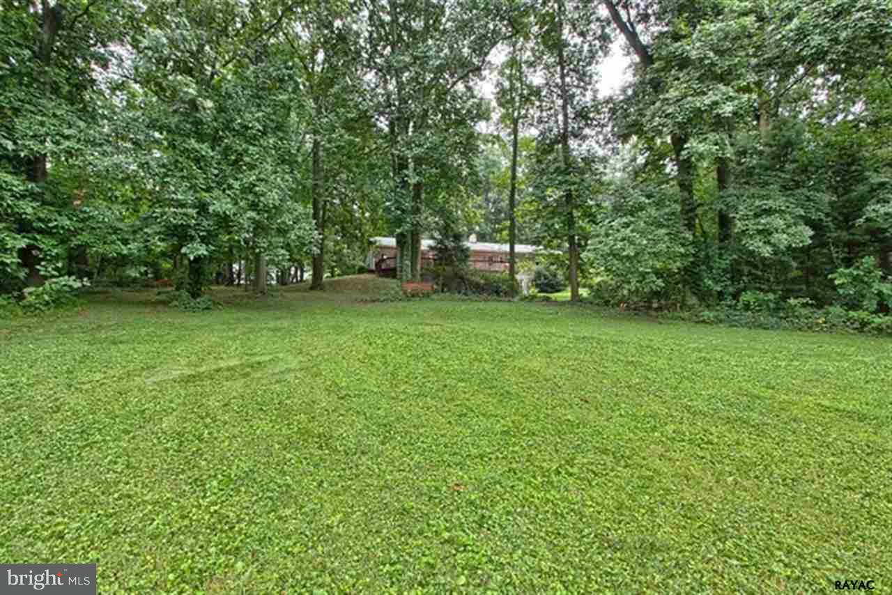 570 Riddle Road York, PA 17406 - Photo 22 of 28 Gallery Image 22