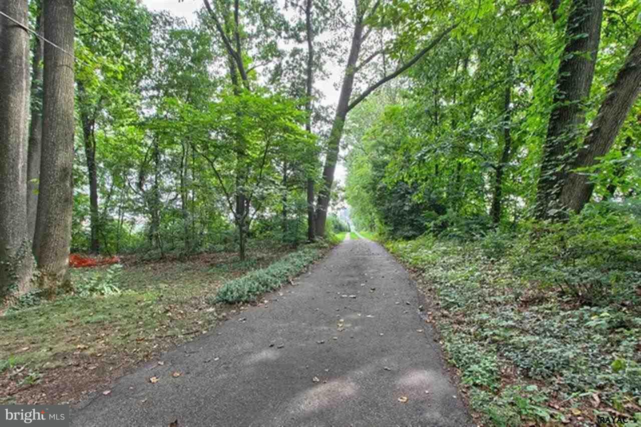 570 Riddle Road York, PA 17406 - Photo 28 of 28 Gallery Image 28