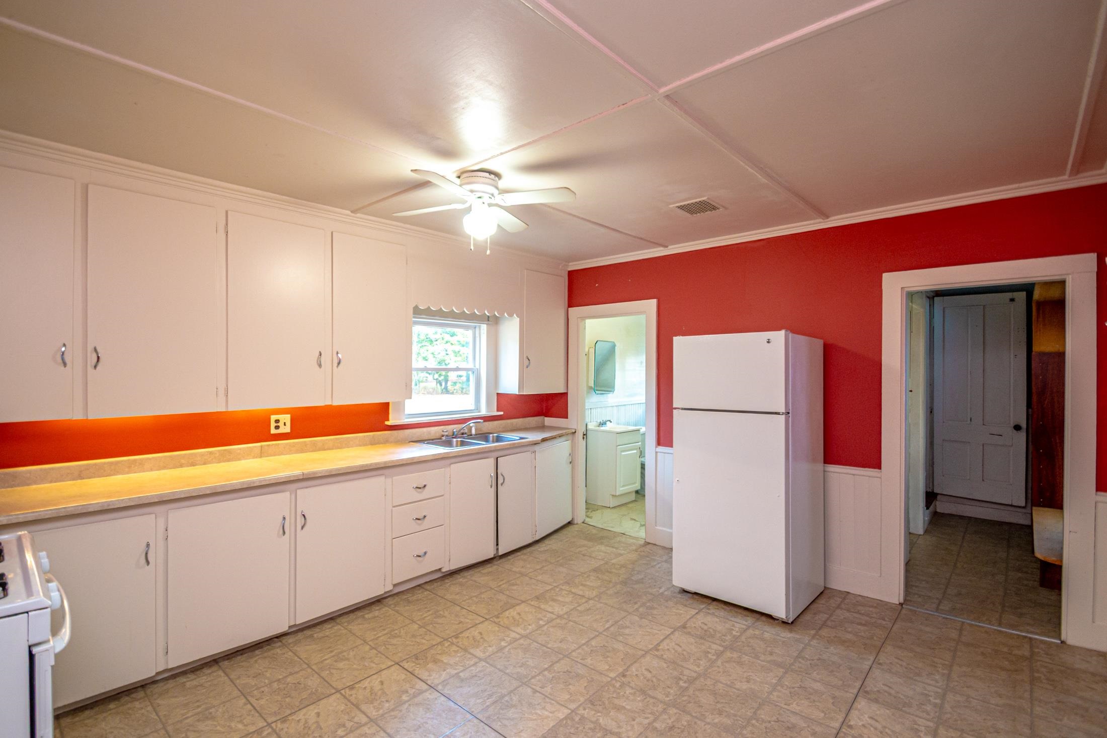 12 Forest Street Bartlett, NH 03812 - Photo 8 of 49