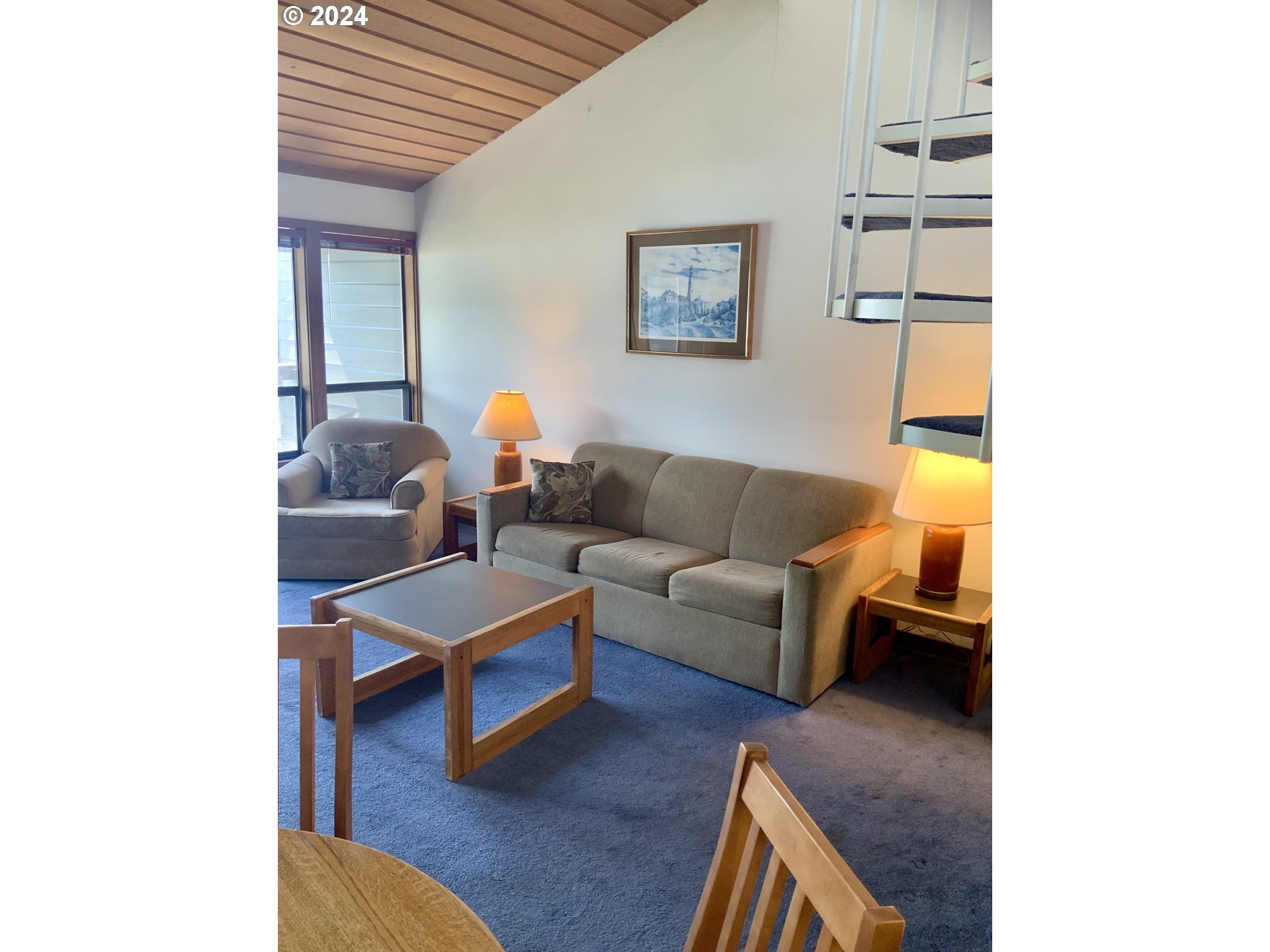 94304 Wedderburn Loop, Unit 429 Gold Beach, OR 97444 - Photo 6 of 19 Living Room