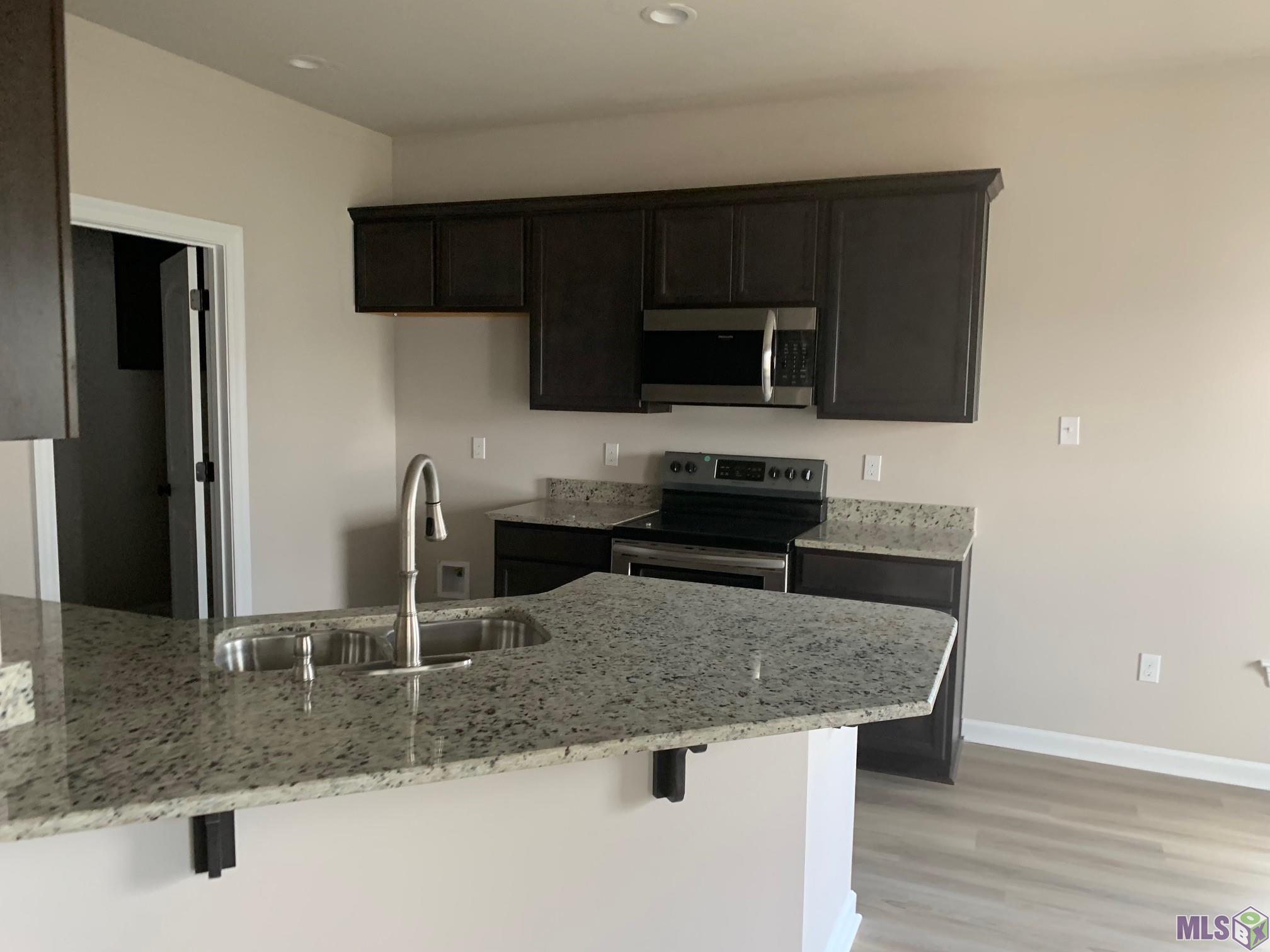 320 Shadow Pointe Road Thibodaux, LA 70301 - Photo 2 of 5 Gallery Image 2